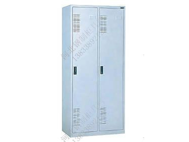 柳州二門的皮更衣箱