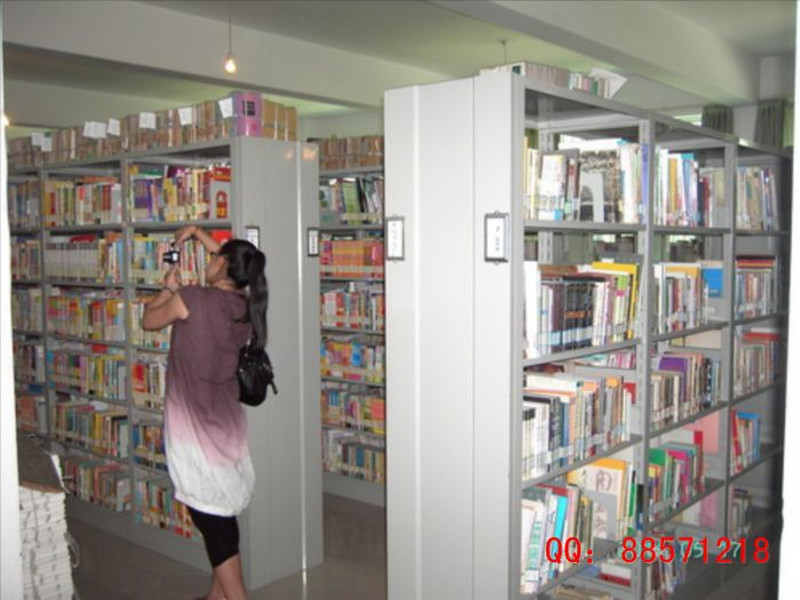 晉中雙面鋼架圖書柜